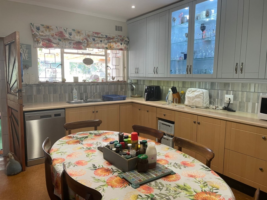 4 Bedroom Property for Sale in Bathurst Eastern Cape